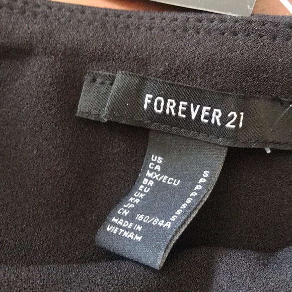 Forever 21 cutout LBD NWT - Picture 4 of 5